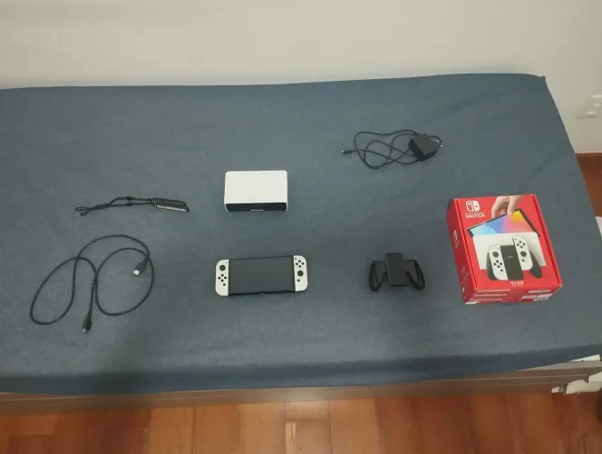 NINTENDO SWITCH OLED NOVO 2023, COM DOCK CABOS CONTROLE + CAIXA ORIGINAL+ PELÍCULA