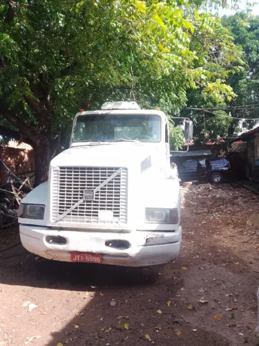 Vendo conjunto volvo nl10 340 com buguinho de 20 porta conteiner Krone ano 95