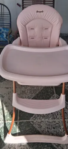 Cadeirinha de alimentação para bebê