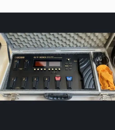 PEDALEIRA DE GUITARRA