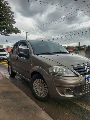 Citroen C3 GLX 1.4/ GLX Sonora 1.4 Flex 8V 5P 2011