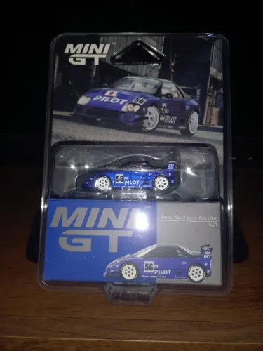 miniatura mini gt 1:64