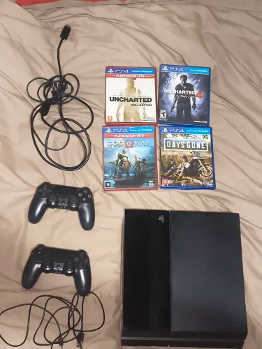 Completo + 2 Controles + 8 Jogos Top (GTA V, Red Dead 2, God of War) - Revisado!