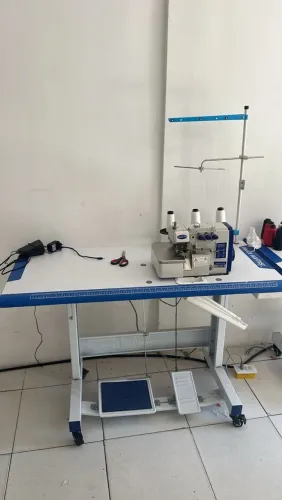MÁQUINAS DE COSTURA INDUSTRIAL
