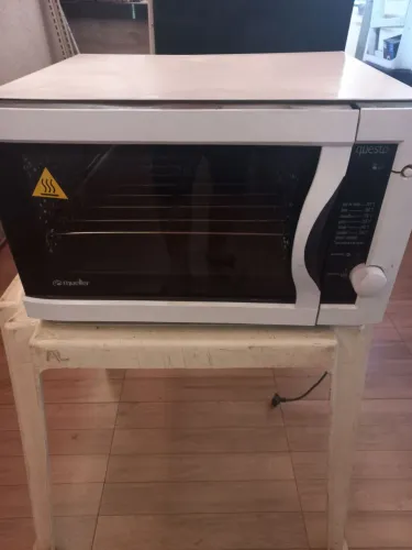Forno elétrico, 44 litros, da Marca Mueller, auto-limpante