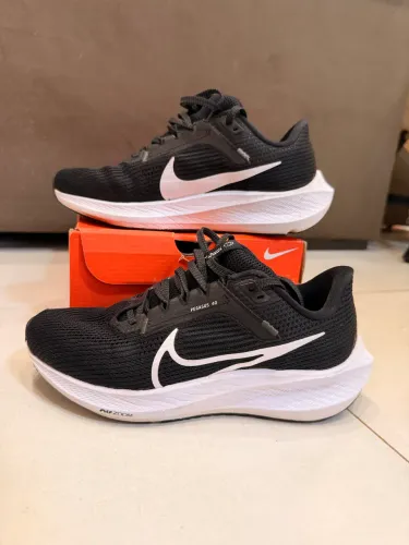 Tênis Nike Pegasus 40, TAM 35
