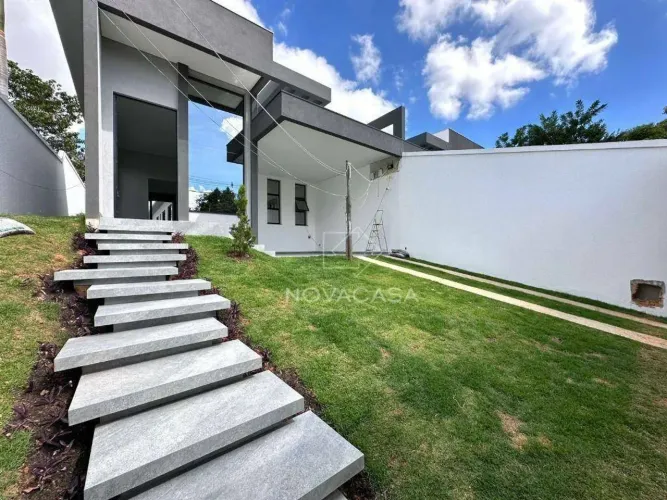 Casa com 4 dormitórios à venda, 222 m² por R$ 1.890.000,00 - Trevo - Belo Horizonte/MG