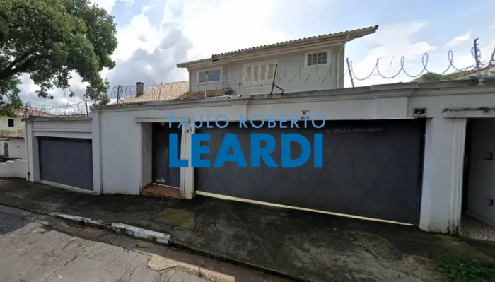 CASA ASSOBRADADA - ALTO DE PINHEIROS - SP