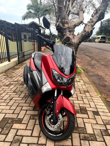 Nmax 160 2018/2019 em ótimas condições