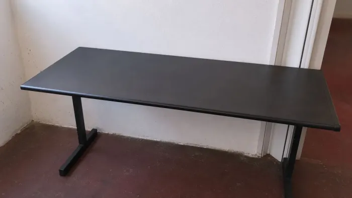 Mesa de escritório grande