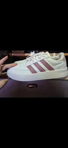 Tênis Adidas tam 38
