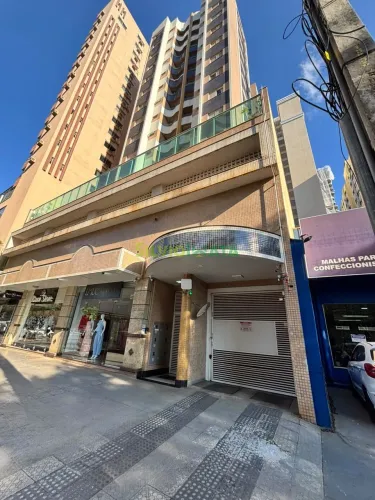 EXCELENTE APARTAMENTO NO ED. JORGE AMADO, SEMI MOBILIADO PARA MORAR NO CENTRO.