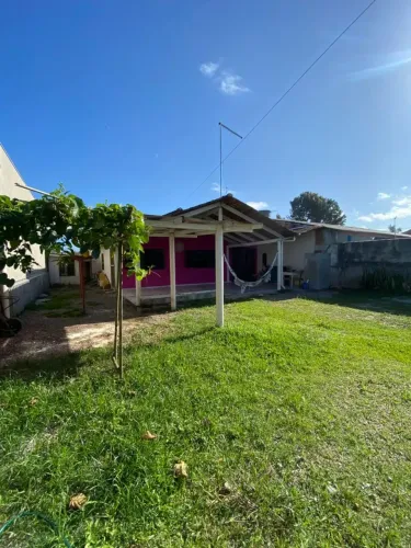 Apenas 500 metros da praia, perfeita para morar