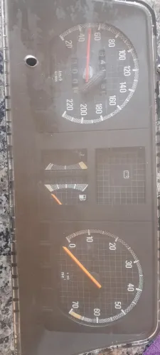 Vendo esta painel kadet, monsa com defeito no velocímetro