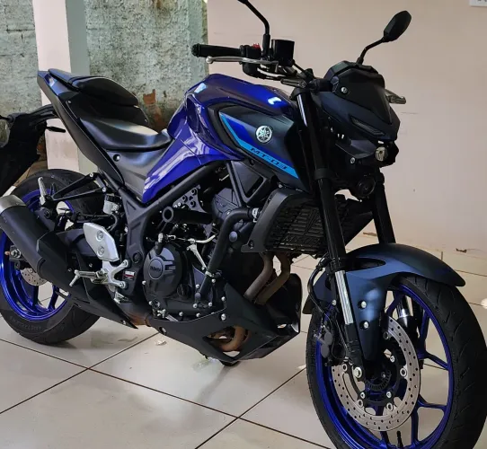 Vendo moto MT 03 ano 2024 semi nova.