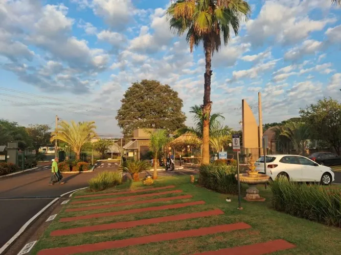 Casa com 2 dormitórios para alugar, 80 m² por R$ 1.800,00/mês - Parque da Liberdade V - Sã
