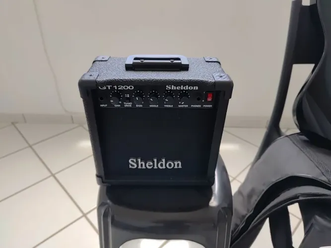 Amplificador de guitarra Sheldon GT1200 15W