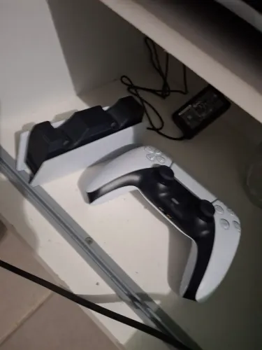 Controle PS5 e Base
