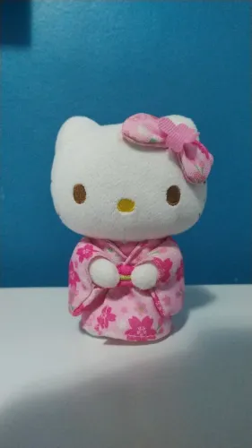 Hello Kitty Sakura Kimono 