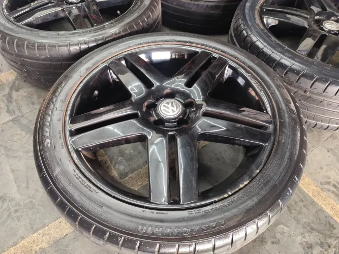 Rodas Aro 18" Volcano Long Beach 5x100. C/pneus Seminovos. ACEITO CARTÃO.