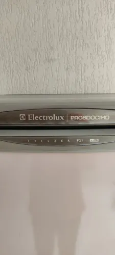 FREEZER ELECTROLUX 210 LITROS - 127V - FUNCIONANDO PERFEITAMENTE