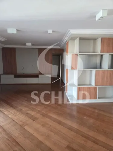 Locação Apartamento jardim Marajoara, 03 quartos, 01 suíte, armários planejados, varanda,
