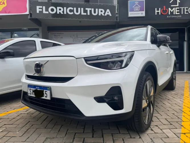 Volvo C40 Recharge Plus (elétrico) 2024 GARANTIA ATE 2029 TOTAL