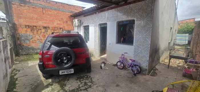 VENDO CASA NOVO ALEIXO PROX 4 IRMÃO