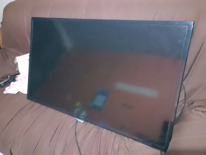 Tv Samsung 40" UN40F5500AG Defeito