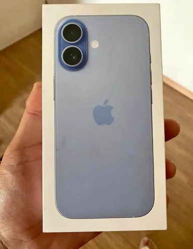 iPhone 17