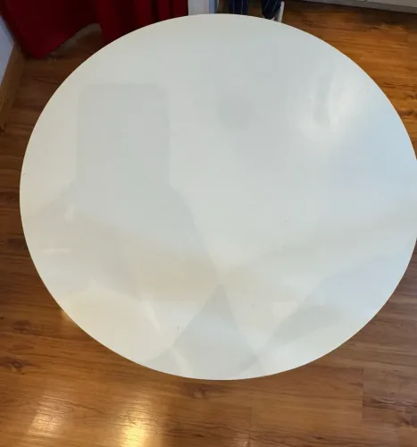 Mesa redonda para lojas 0,60cm diâmetro por 0,90 altura