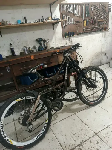 Specialized demo 8 2008
