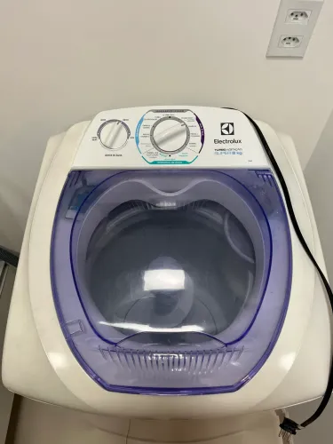 Máquina de lavar Electrolux Turbo Agitação 8kg