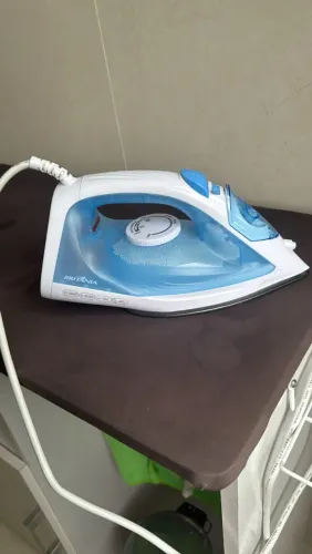 Ferro a vapor Britânia 