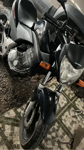 Vendo ou troco por carro