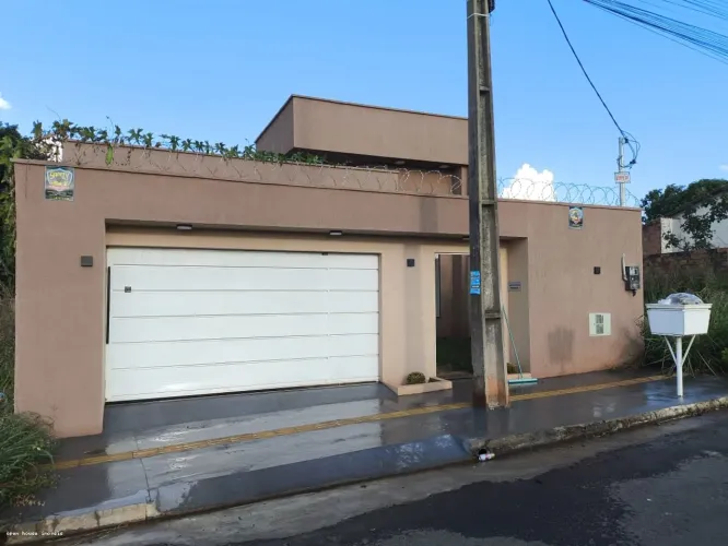 Casa 3 quartos no Setor Buriti Sereno, em Aparecida de Goiânia.