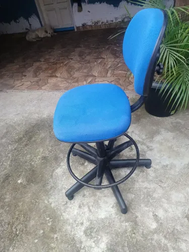 Vendo ou troco Cadeira Giratória