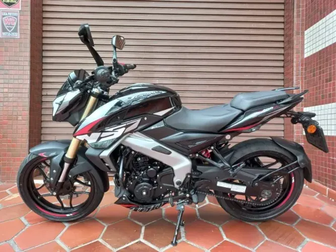 Bajaj Dominar NS400Z 2026