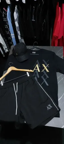 Roupas Masculinas!! ( Kits Armani )