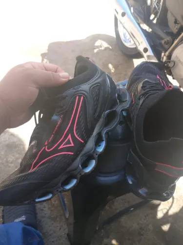 VENDO OU TROCO MIZUNO ORIGINAL 43