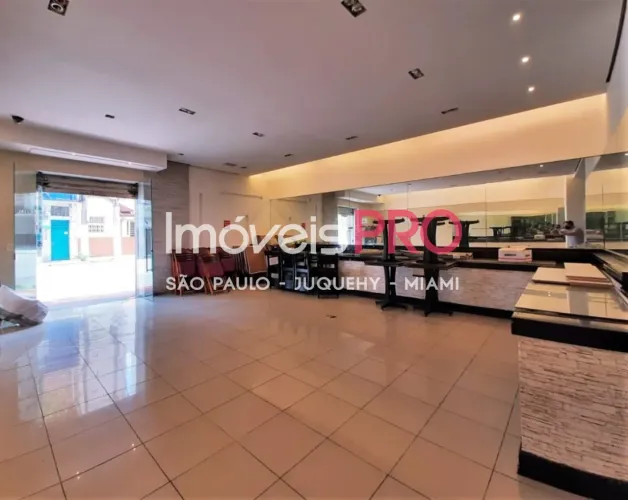 Moema Pássaros 250m² de vão livre perfeito para restaurante, loja. Excelente localização!!