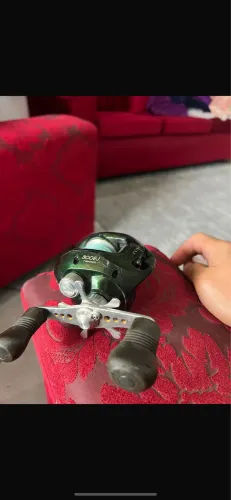Carretilha Shimano curado 300ej