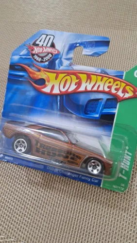 Miniatura Hotwheels Dodge Challenger Funny Car (Lacrada) 1/64