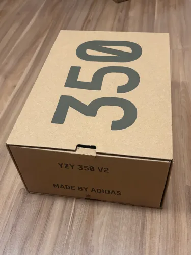 Caixa tênis Adidas Yeezy 350 V2 Onyx