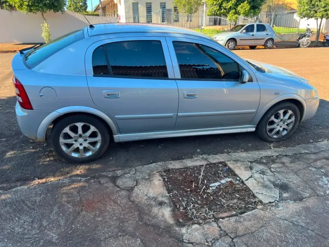 Chevrolet Astra Advantage 2.0 MPFI 8V Flexpower 5P 2011