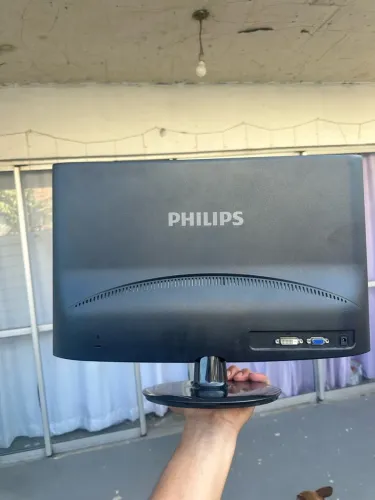 Monitor Led Philips 19 Philips (Usado)
