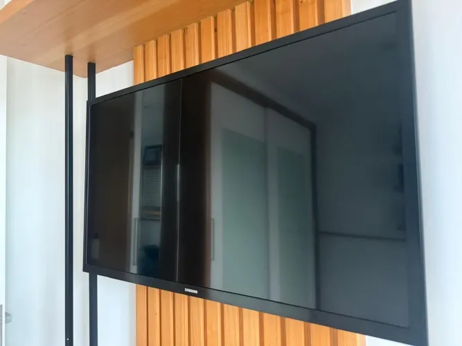 Televisão Samsung Smart TV LED HD 32 polegadas