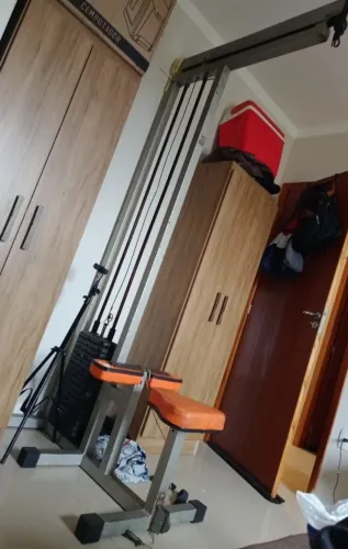 Pulley puxada alta e puxada remada baixa 80kg anilhas 
