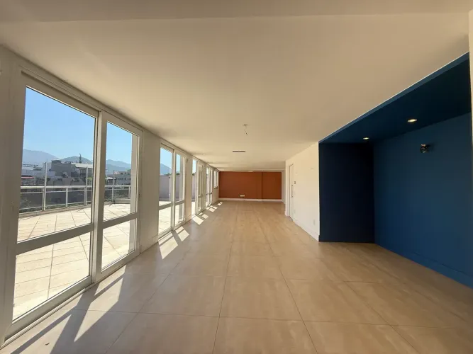 Cobertura linear para venda com 334 m2 no Recreio dos Bandeirantes Gleba A.