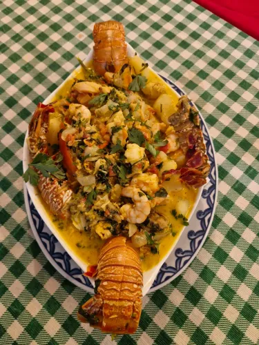 Cozinheiro com experiência em buffet e a la carte
